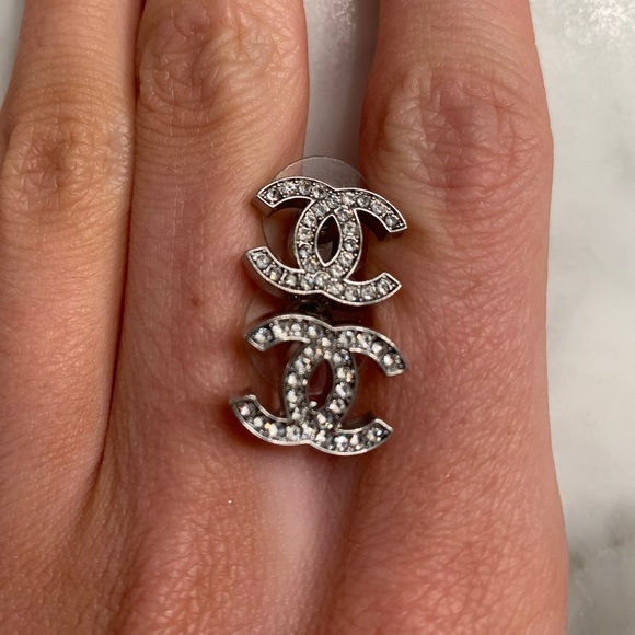 Chanel CC earrings! π